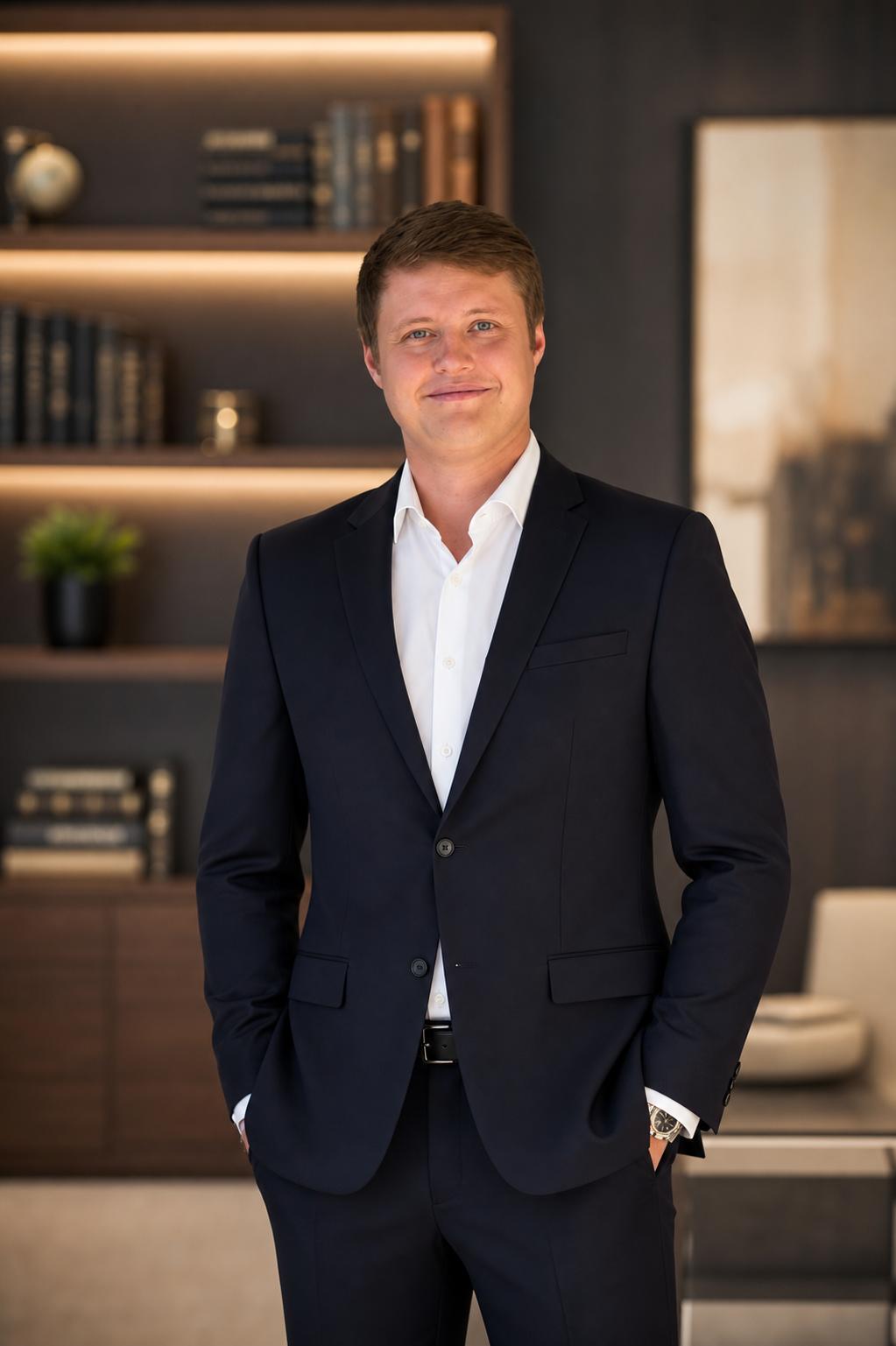 Benjamin Kallweit, Director & Trader